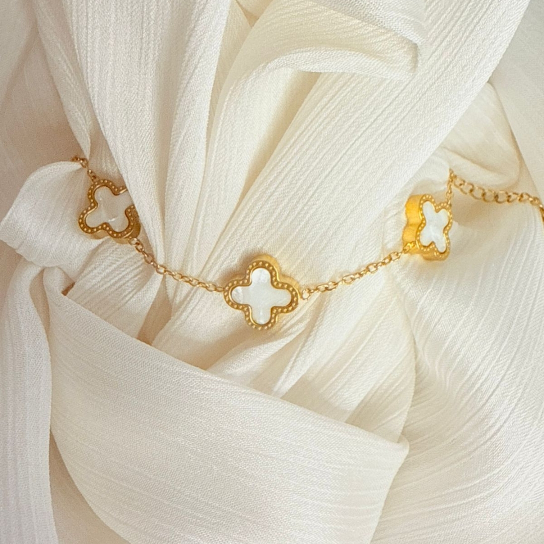 White Clover - Image 2