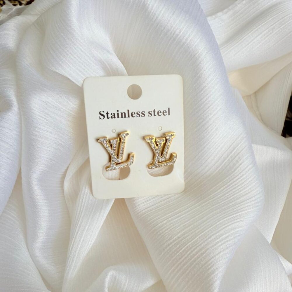 LV Stud