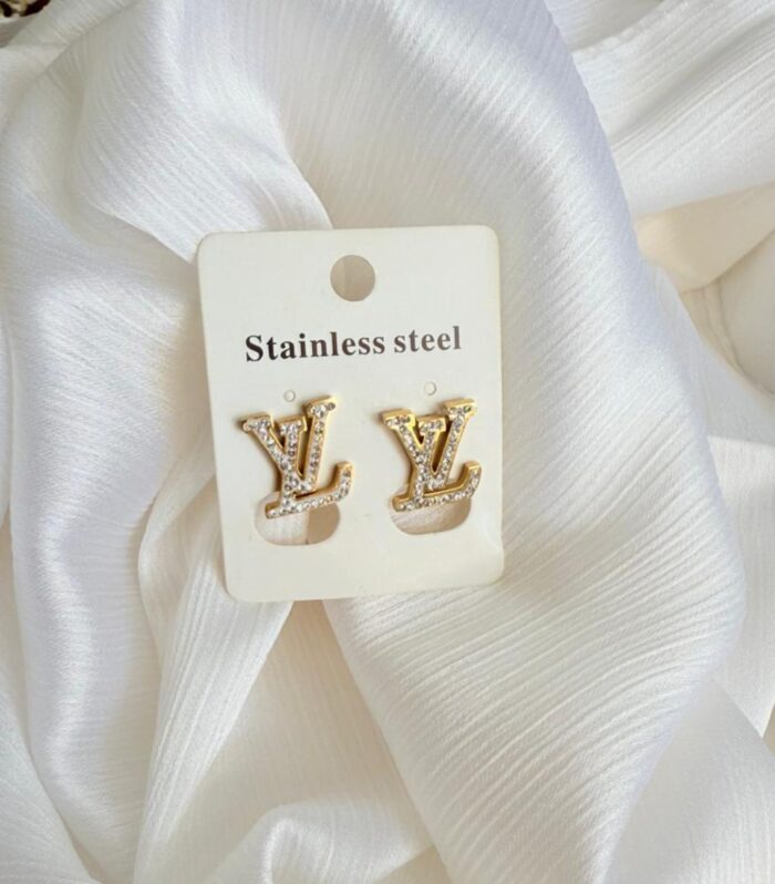 LV Stud