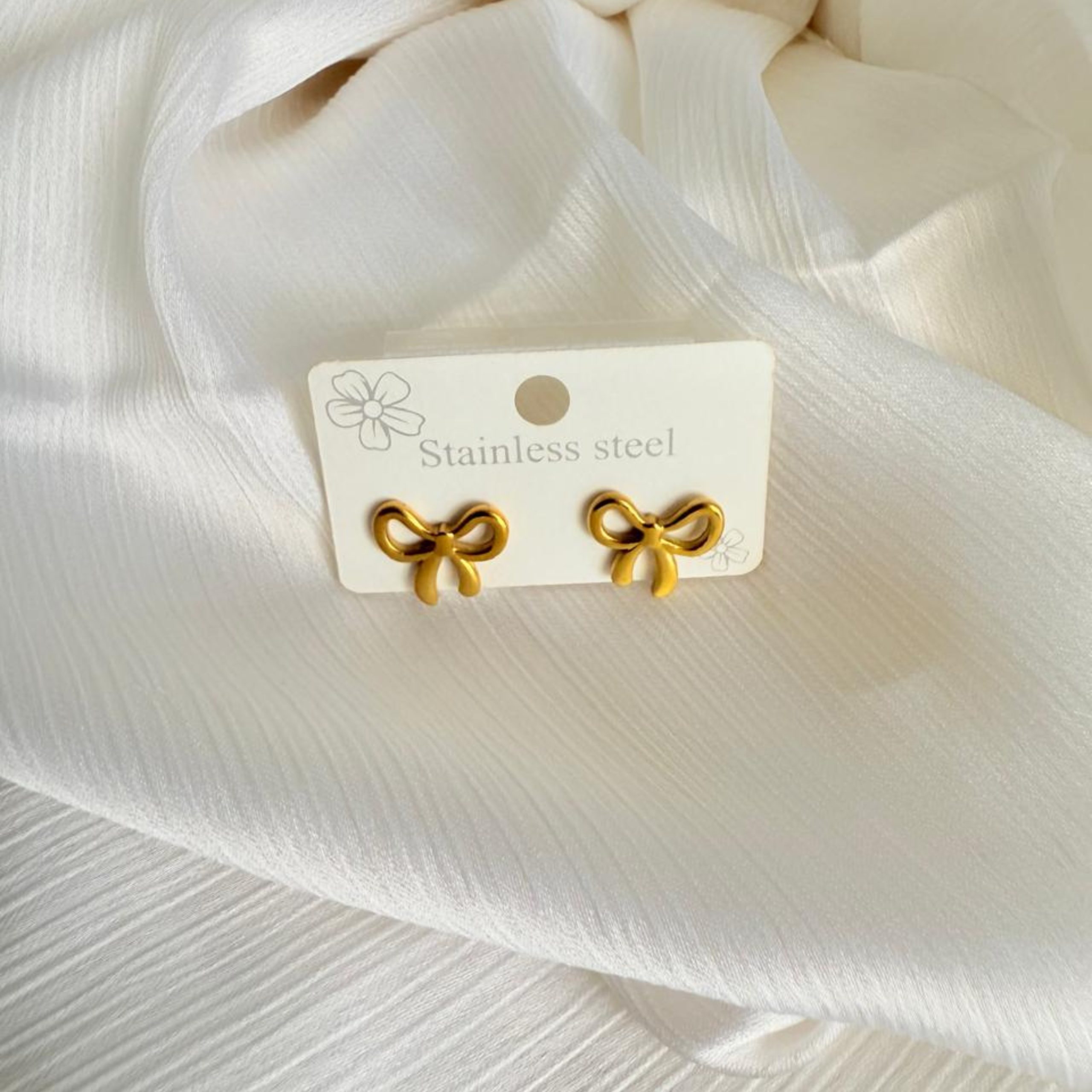 Bow Stud - Image 2